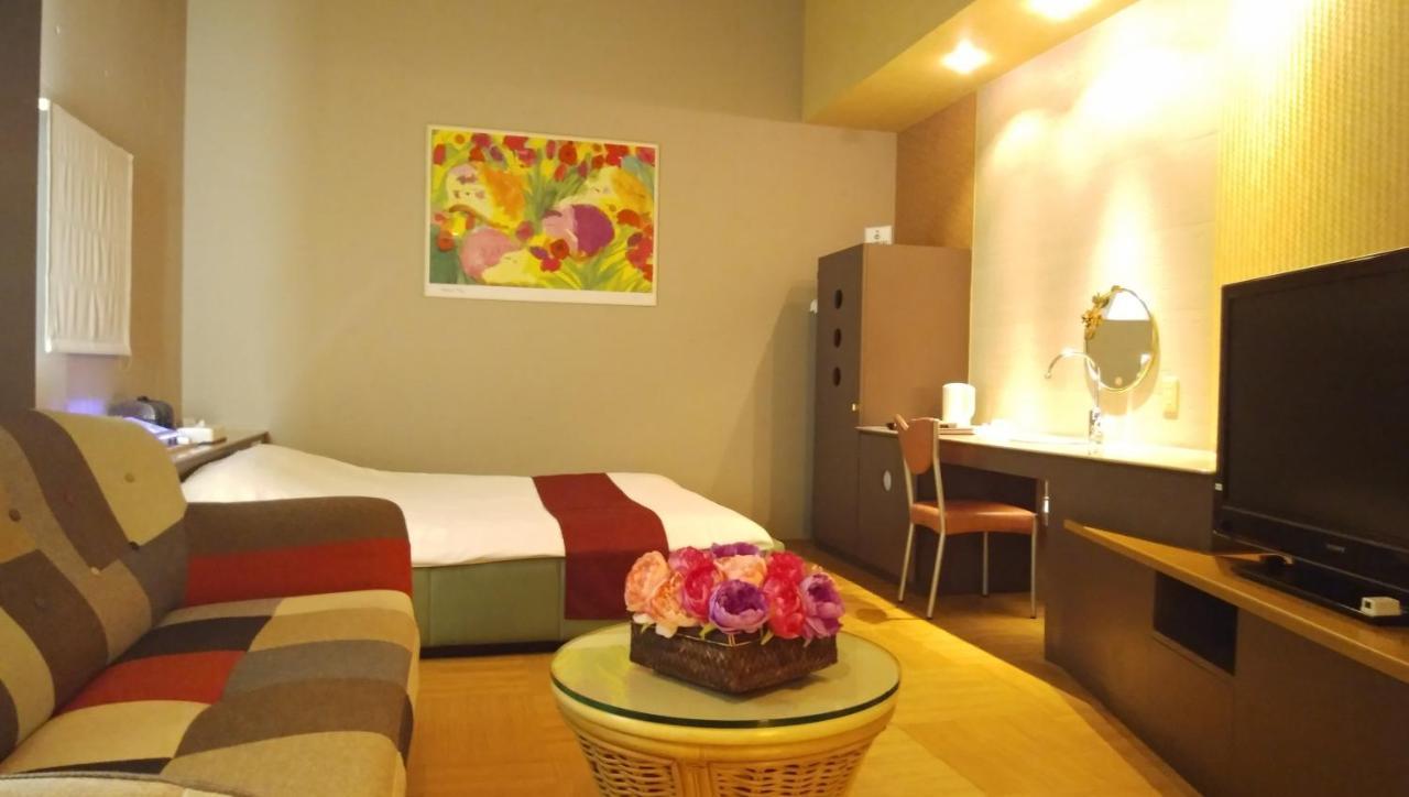 La.Festa (Adults Only) Hotel ทากามัตสึ ภายนอก รูปภาพ